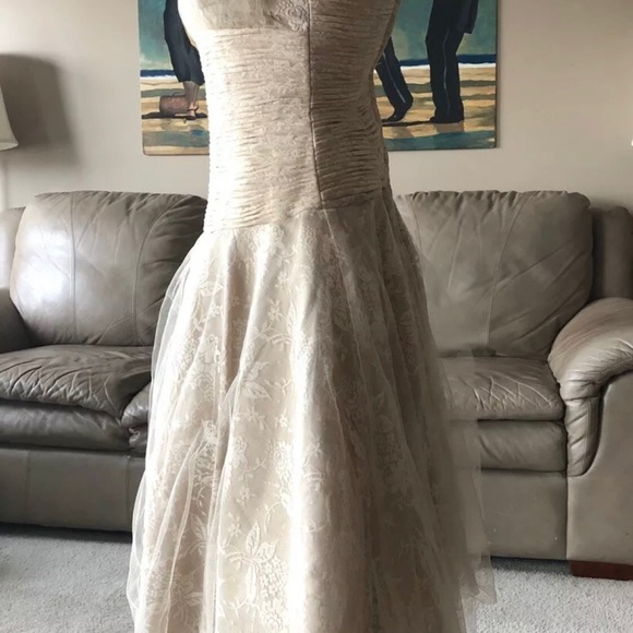 Kirstie Kelly Maidens Women’s Fairy Tale Wedding - Picture 5 of 5